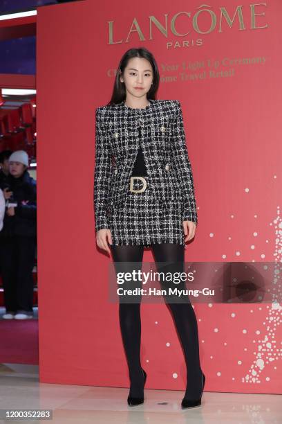 South Korean actress Ahn So-Hee attends the photocall for 'Lancome' advanced genifique red edition launch event at Lotte World Mall on January 18,...