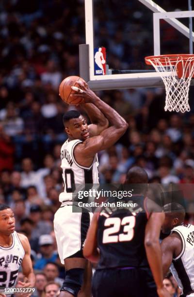 Playoffs: San Antonio Spurs David Robinson in action, rebounding vs Phoenix Suns at Alamodome. Game 1. San Antonio, TX 4/26/1996 CREDIT: John Biever