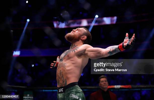 Conor McGregor prepares for his welterweight bout against Donald Cerrone during UFC246 at T-Mobile Arena on January 18, 2020 in Las Vegas, Nevada.