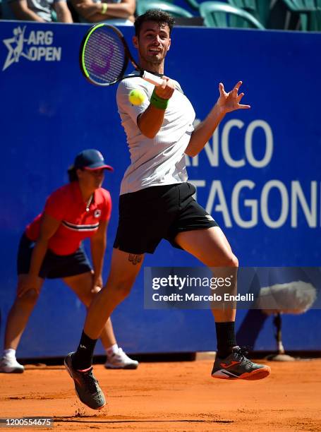 Juan Ignacio Londero of Argentina hits a forehand during his Men's Singles match against Laslo Djere of Serbia during day 4 of ATP Buenos Aires...