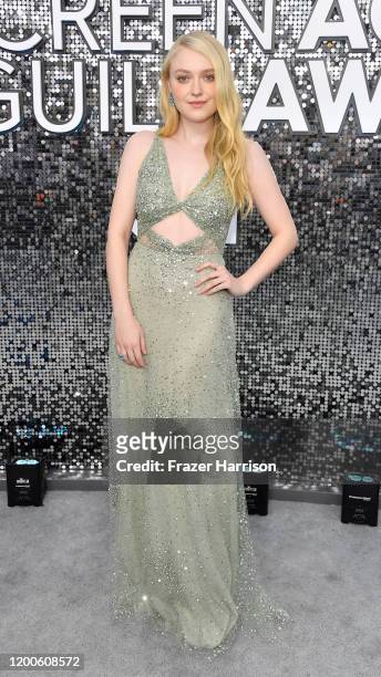 Dakota Fanning attends the 26th Annual Screen Actors Guild Awards at The Shrine Auditorium on January 19, 2020 in Los Angeles, California.