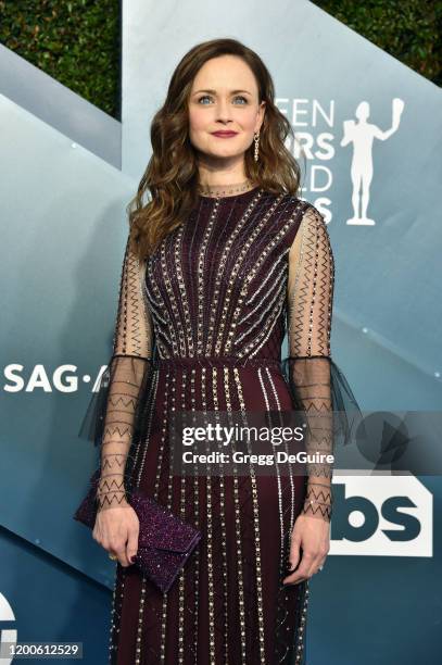 Alexis Bledel attends the 26th Annual Screen Actors Guild Awards at The Shrine Auditorium on January 19, 2020 in Los Angeles, California. 721430