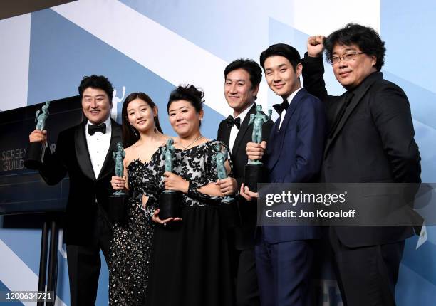 Song Kang Ho, So-dam Park, Jeong-eun Lee, Sun-kyun Lee, Woo-sik Choi, and Bong Joon-ho, winners of Outstanding Performance by a Cast in a Motion...