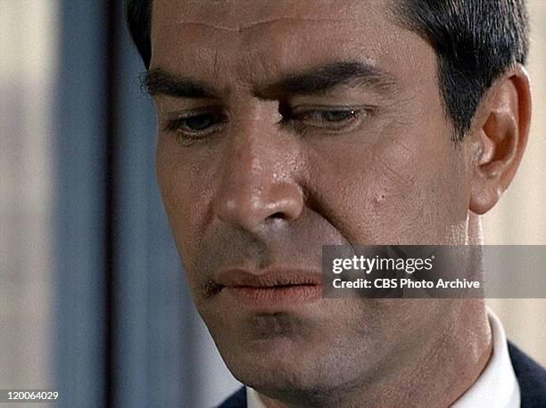 Martin Landau as Rollin Hand in the Mission Impossible episode, "Live Bait" Original airdate, February 23, 1969. Image is a frame grab.