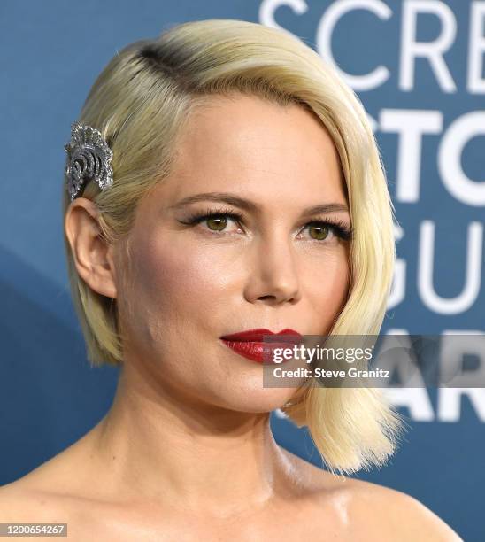 Michelle Williams arrives at the 26th Annual Screen Actors Guild Awards at The Shrine Auditorium on January 19, 2020 in Los Angeles, California.