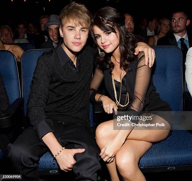 Singers Justin Bieber and Selena Gomez attend The 2011 ESPY Awards at Nokia Theatre L.A. Live on July 13, 2011 in Los Angeles, California.