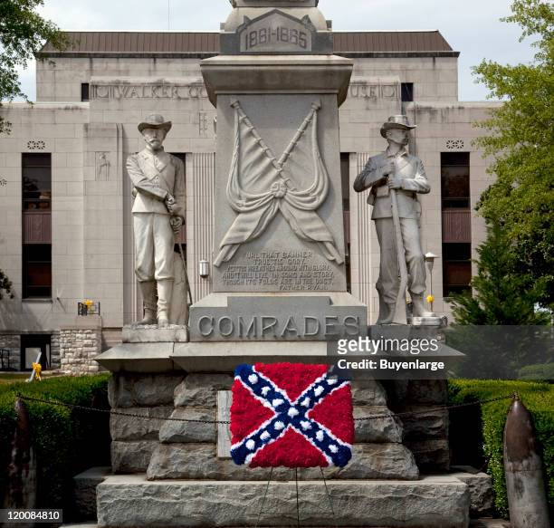 View of the Confederate memorial, with an added Confederate flag made out of flowers, Jasper, Alabama, 2010.