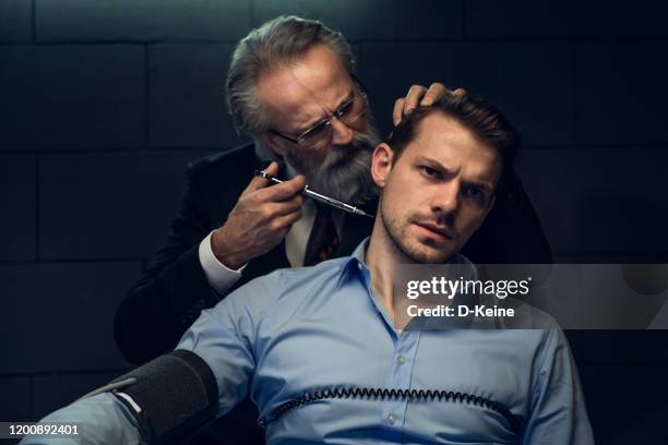 Fbi Interrogation Photos and Premium High Res Pictures - Getty Images