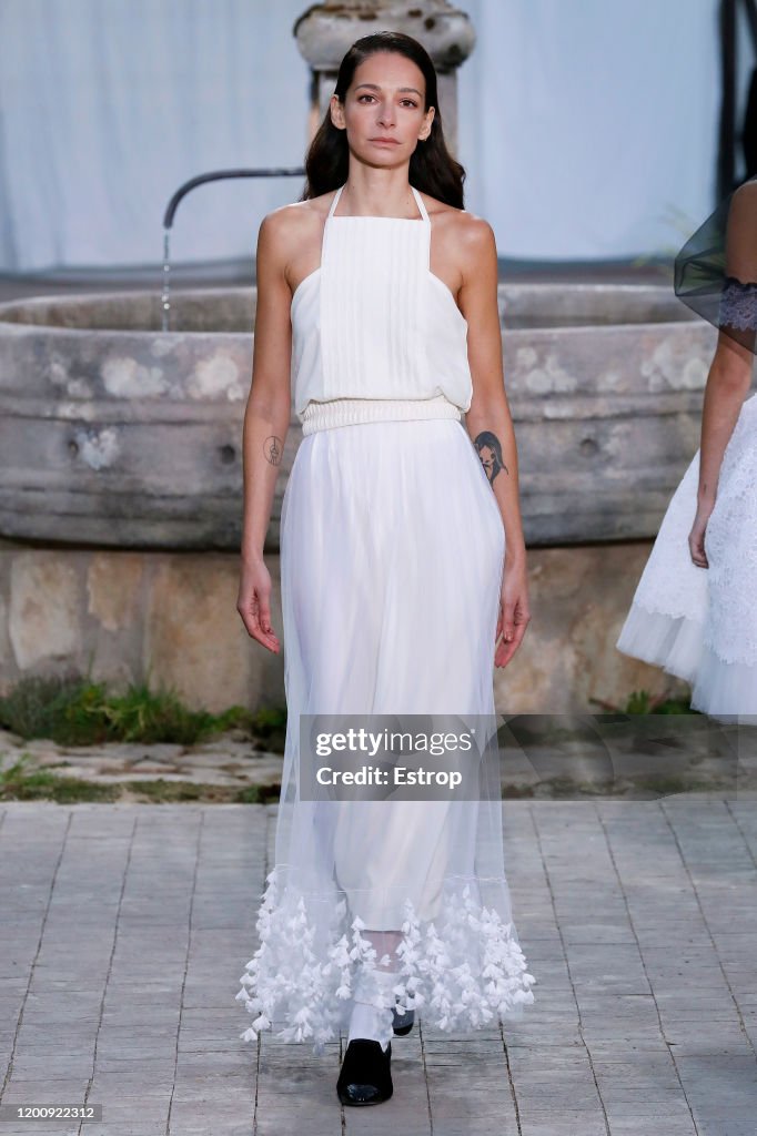 Chanel : Runway - Paris Fashion Week - Haute Couture Spring/Summer 2020