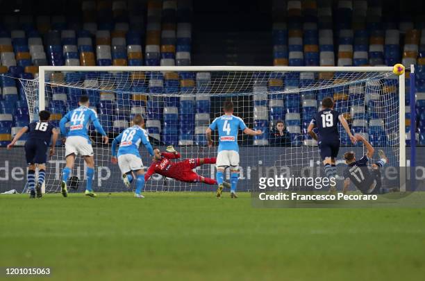Ciro Immobile of SS Lazio fails the penalty kick given during the Coppa Italia match between SSC Napoli and SS Lazio at Stadio San Paolo on January...