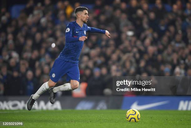 Jorginho of Chelsea scores his team's first goal from the penalty spot during the Premier League match between Chelsea FC and Arsenal FC at Stamford...