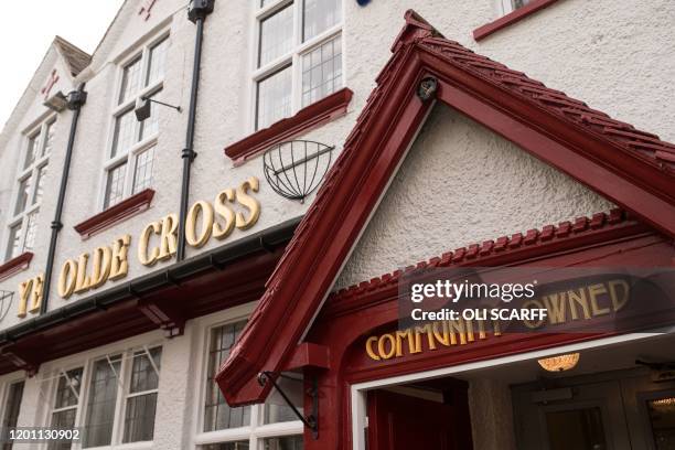 Pubs Ryton 299 Pub Regulars Photos & High Res Pictures - Getty Images
