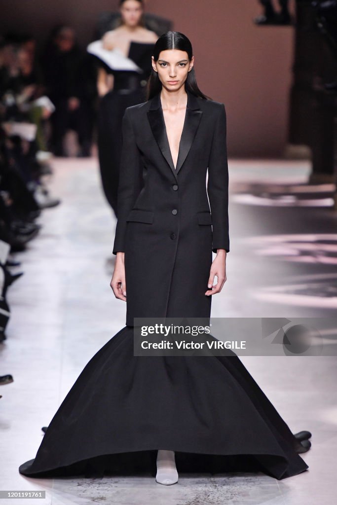 Givenchy : Runway - Paris Fashion Week - Haute Couture Spring/Summer 2020