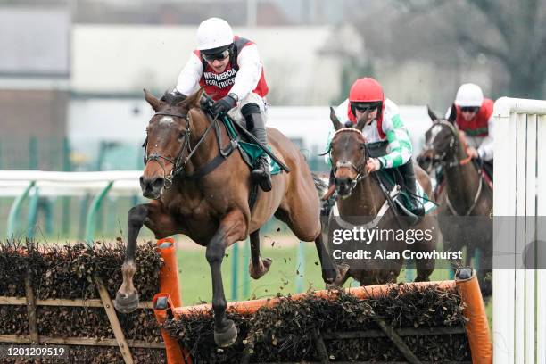 Harry Skelton riding Molly Ollys Wishes clear the last to win The racingtv.com/freetrial Mares' 'National Hunt' Novices' Hurdle at Warwick Racecourse...