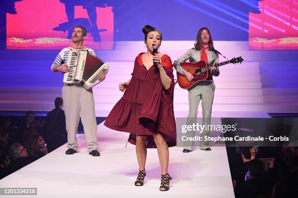 Catherine Ringer performs on the runway during the Jean-Paul Gaultier Haute Couture Spring/Summer 2020 show as part of Paris Fashion Week at Theatre...