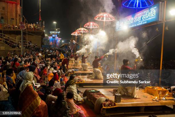 Every evening a ritual of worship to the river Ganges takes place on the Ghats.