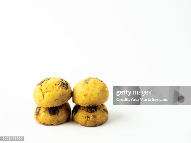mini chocolate cookies on a white background - chocolate chunks on white stock pictures, royalty-free photos & images