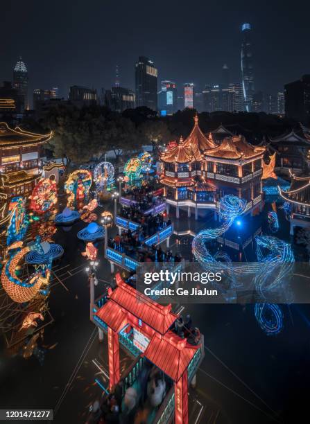 lantern festival during the chinese new year in yuyuan garden.shanghai.china - yu yuan gardens stock pictures, royalty-free photos & images