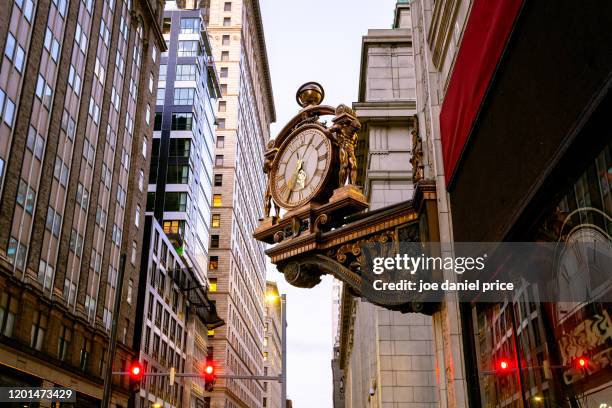 Known Clock 30.686 Famous Clocks Stock Photos, High-Res Pictures, and Images ...