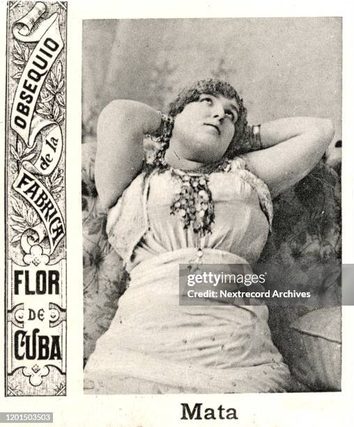 Collectible tobacco card depicting famous performer and World War I spy Mata Hari, distributed ca. 1920 by Flor de Cuba tobacco manufacturer. In the...