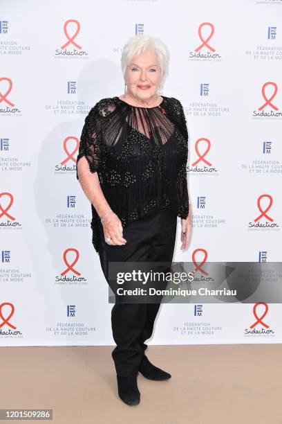 Line Renaud attends Sidaction Gala Dinner 2020 At Pavillon Cambon on January 23, 2020 in Paris, France.