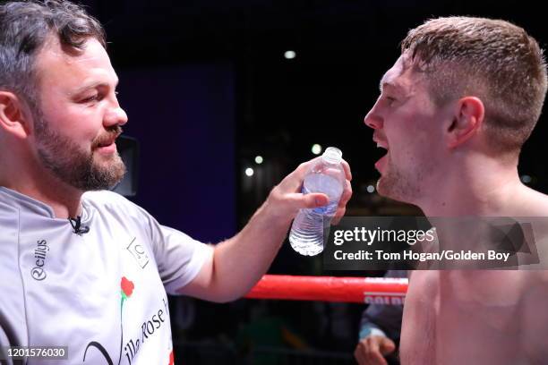 468 Andy Lee Boxer Photos and Premium High Res Pictures - Getty Images