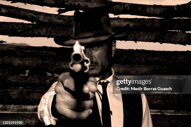 far west cowboy - western saloon photos et images de collection