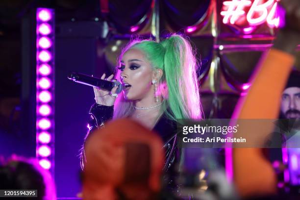 Doja Cat performs on stage at "Birds Of Prey": A Night Of Music And Mayhem In HARLEYWOODat DREAM Hollywood on January 23, 2020 in Hollywood,...