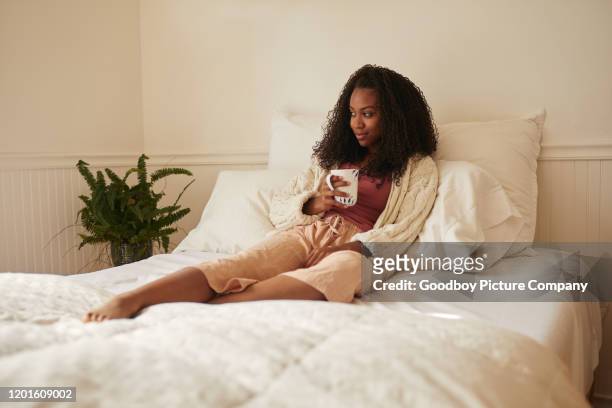 Omhoog gaan keten afdeling 5,639 Black Woman Pajamas Photos and Premium High Res Pictures - Getty  Images
