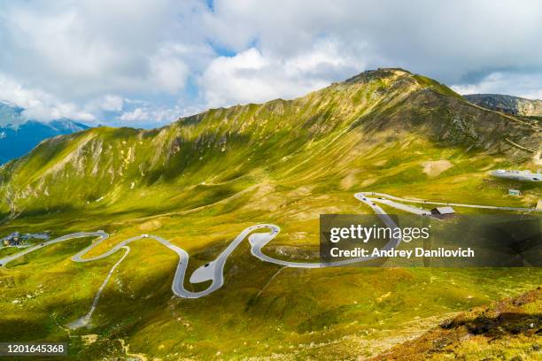 the grossglockner high alpine road - grossglockner fotografías e imágenes de stock