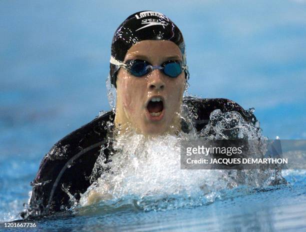 La Belge Yseult Gervy nage la brasse le 05 juillet 2000 à Helsinki, en demi-finale du 200m 4 nages femmes, des championnats d'Europe de natation....