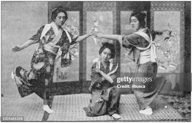 106点の日本舞踊イラスト素材 Getty Images 106点の日本舞踊イラスト素材 Getty Images