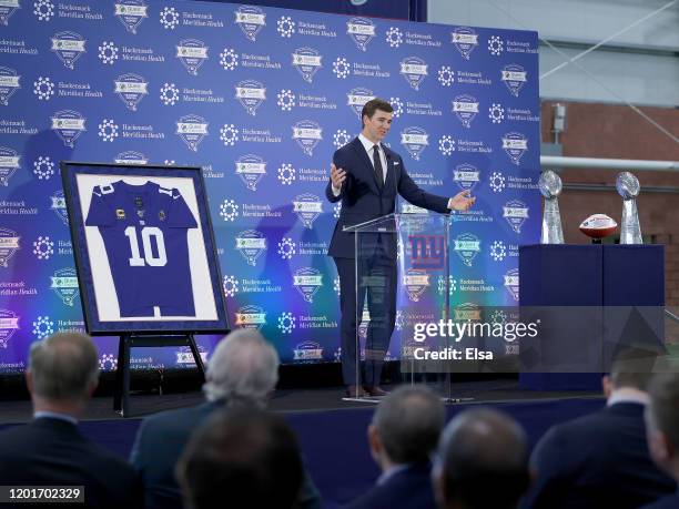 Eli Manning of the New York Giants announces his retirement during a press conference on January 24, 2020 at Quest Diagnostic Training Center in East...