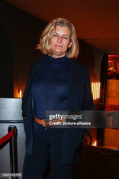 February 2020, Berlin: Anne Seidl comes to the premiere of the play "Monkey" at the Admiralspalast. Photo: Gerald Matzka/dpa-Zentralbild/ZB