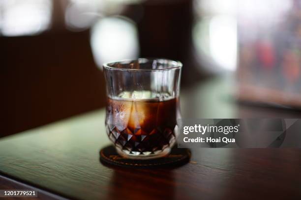 cold brew coffee - ice coffee drink stock pictures, royalty-free photos & images