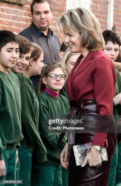 Bezoek van Koningin Mathilde aan de GO! Tuinbouwschool in Melle in het kader van de Vlaamse Week tegen Pesten - Visite de la Reine Mathilde à l'école...