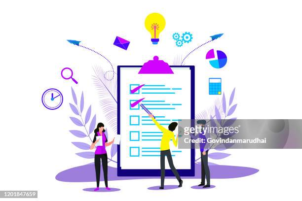 ilustraciones, imágenes clip art, dibujos animados e iconos de stock de planificación de negocios y aterrizaje de estrategias en lista de verificación para la página web o el sitio web - plano documento