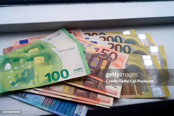 200 euros banknotes, reykjavik, iceland - european union euro note stock pictures, royalty-free photos & images