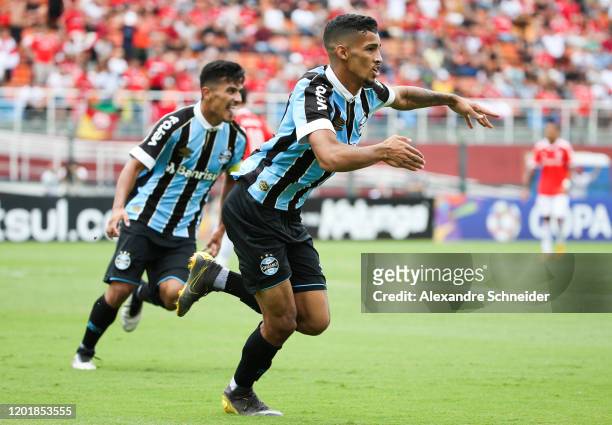 Fabricio of Gremio celebrates after scoring the first goal of his team during the match against Internacional for the Copa Sao Paulo de Futebol...