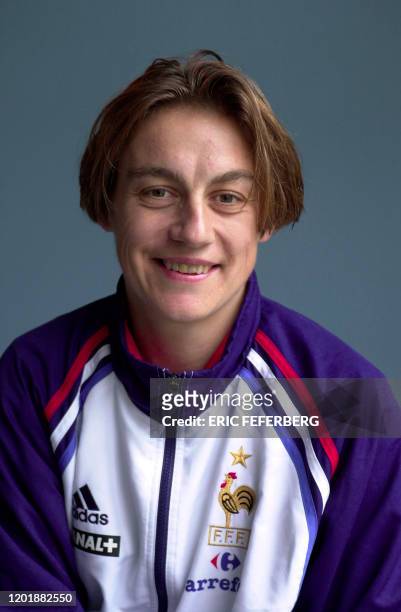 Photo prise le 09 mars 2001 à Clairefontaine de Sandrine Soubeyrand, de l'équipe française féminine de football qui disputera le championnat d'Europe...