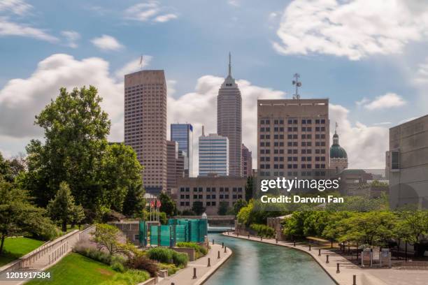 indianapolis city skyline, indiana - darwin waterfront stock pictures, royalty-free photos & images