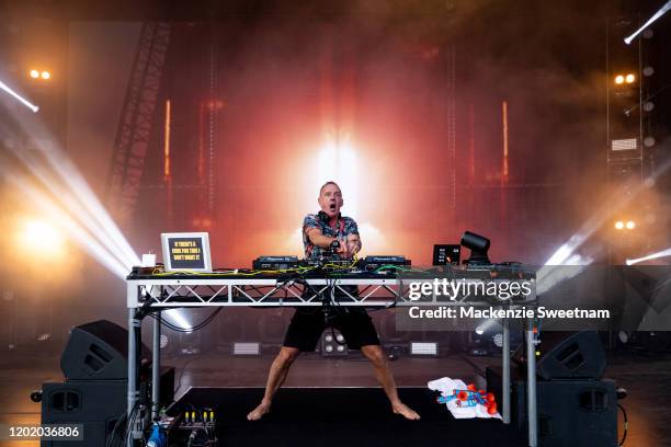Fatboy Slim Rapper 2,453 Fatboy Slim Photos & High Res Pictures - Getty Images