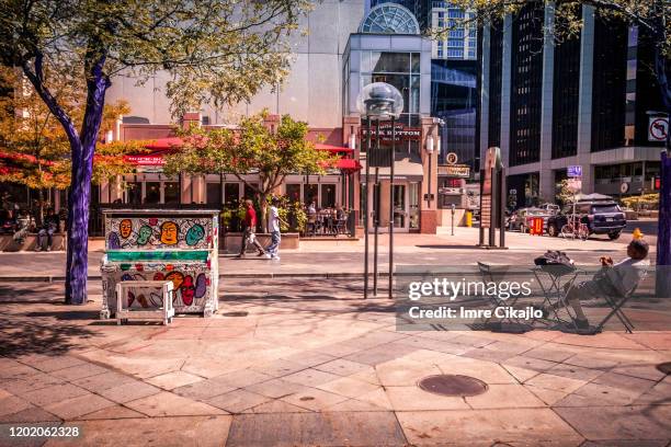 denver, 16th street - denver street stock pictures, royalty-free photos & images