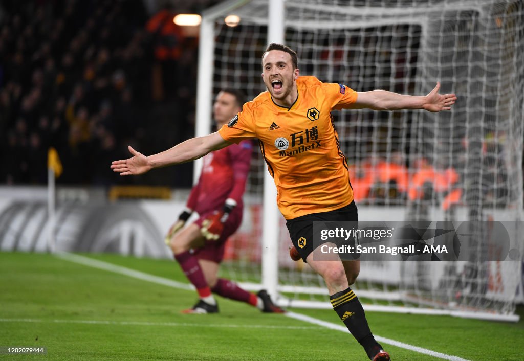 Wolverhampton Wanderers v Espanyol Barcelona - UEFA Europa League Round of 32: First Leg