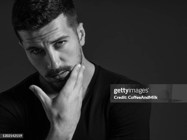 macho mens - bearded man stockfoto's en -beelden