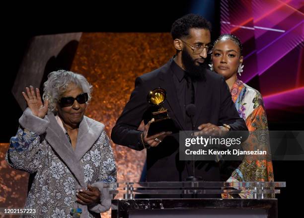 50 Racks Rapper Wife 62 Samiel Stock Photos, High-Res Pictures, and Images - Getty Images