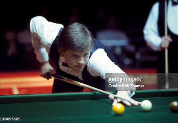Neal Fallows 27 Neal Foulds Stock Photos, High-Res Pictures, and Images - Getty Images