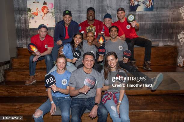 Tracy Spiridakos, Cesar Jaime, Torrey DeVitto Lisseth Chavez, YaYa DaCosta, Dominic Rains David Eigenberg, Joe Minoso, Eamonn Walker, Randy Flagler,...