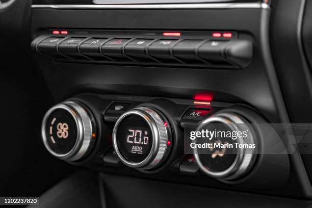 Auto Ac Panel Car Air Conditioning Photos and Premium High Res Pictures - Getty Images