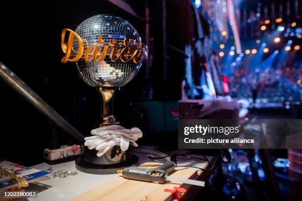 February 2020, North Rhine-Westphalia, Cologne: The winner's trophy will be presented backstage before the start of the RTL dance show "Let's Dance"...